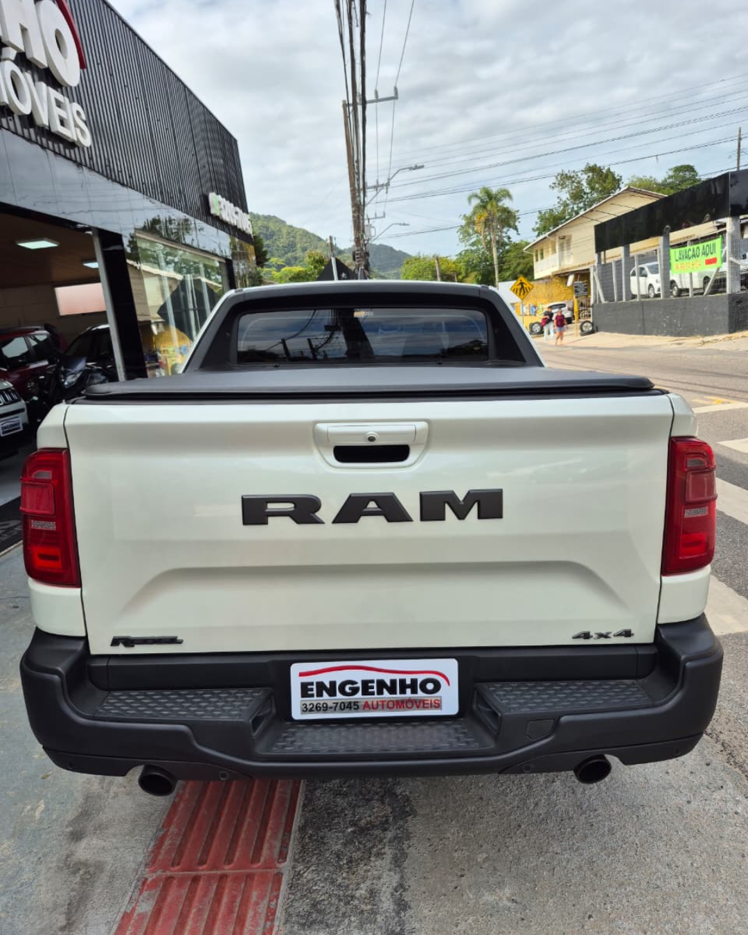 imagem-https://www.socarrao.com.br/sc-vehicle-images-prod/51465/1769989036190-7092440OR_1764276330_98_20.jpg
