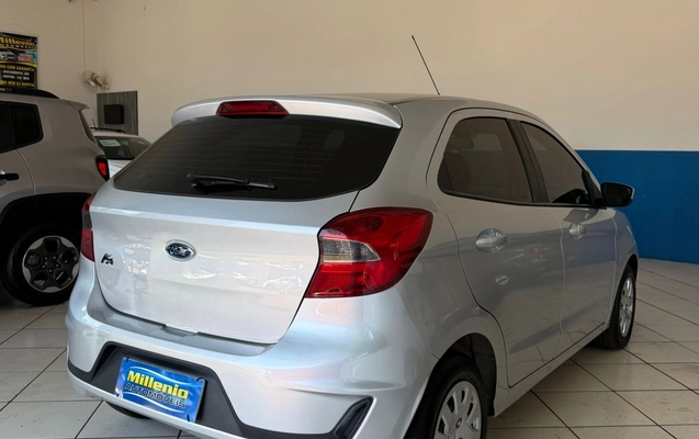 imagem-https://www.socarrao.com.br/sc-vehicle-images-prod/51473/1769989035761-7087451OR_1764169073_93_380.jpg