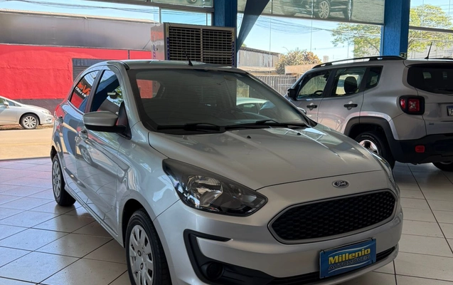 imagem-https://www.socarrao.com.br/sc-vehicle-images-prod/51473/1769989035761-7087451OR_1764169075_13_90.jpg