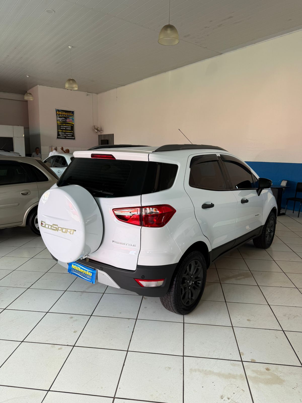 imagem-https://www.socarrao.com.br/sc-vehicle-images-prod/51476/1769989036324-7158361OR_1765802393_58_430.jpg