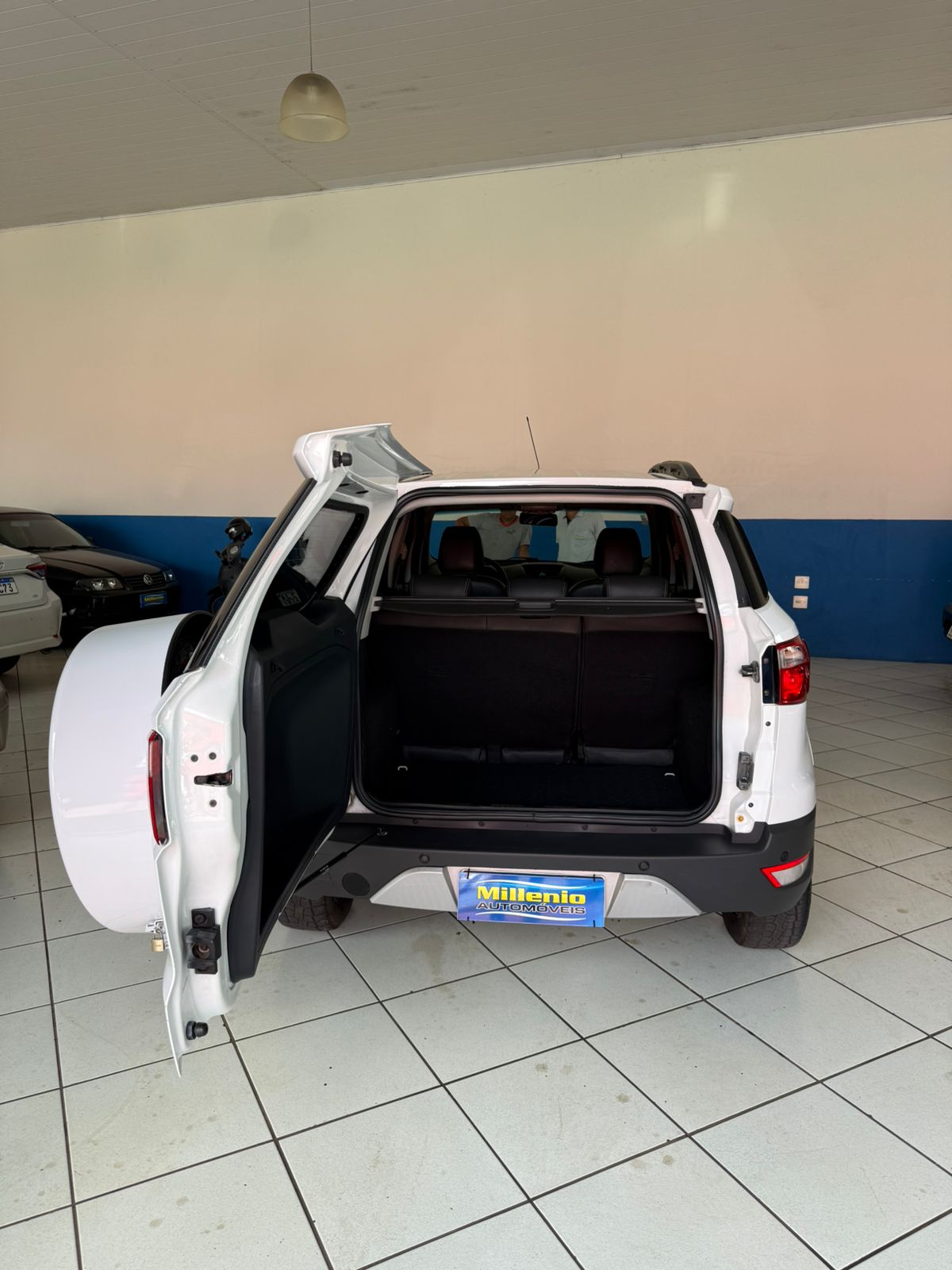 imagem-https://www.socarrao.com.br/sc-vehicle-images-prod/51476/1769989036324-7158361OR_1765802399_96_350.jpg