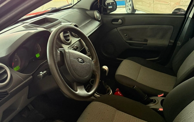 imagem-https://www.socarrao.com.br/sc-vehicle-images-prod/51477/1769989036497-7158375OR_1765802928_92_280.jpg