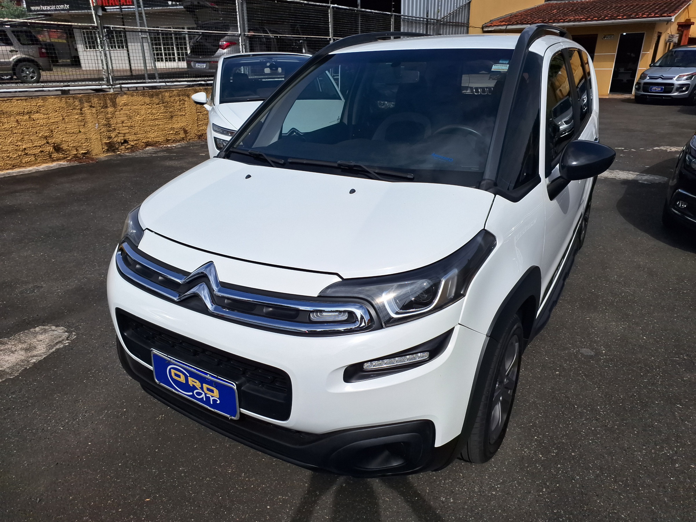 Citroën C3 Aircross Live 1.6 Flex 16V 5p Aut. na cor Branco em Curitiba / PR - 51478