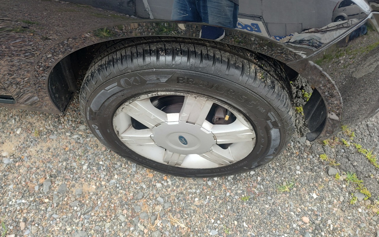 imagem-https://www.socarrao.com.br/sc-vehicle-images-prod/51518/1770736061348-SU1HXzIwMjYwMjEwXzA5MjYwMTkwNl9IRFIuanBn.jpg
