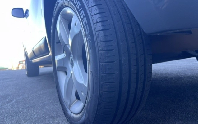 imagem-https://www.socarrao.com.br/sc-vehicle-images-prod/51559/1787344906807-MzY0YTM2ZWYtYjFjMS00ZTc4LWI5YjgtZDI0MTI2Y2Y5NzZhLmpwZw.jpg