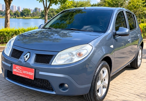 Renault Sandero 2011 Cinza — foto 1 de 3