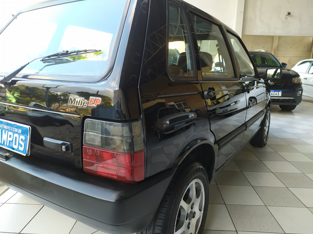 imagem-https://www.socarrao.com.br/sc-vehicle-images-prod/51562/1769989037829-5873108OR_1756143422_67_670.jpg