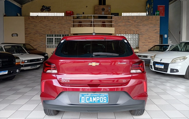 imagem-https://www.socarrao.com.br/sc-vehicle-images-prod/51565/1787227626226-vehicle_image_1749230010_9bb4efcff8fbb476c389a7f11ac85186.jpeg