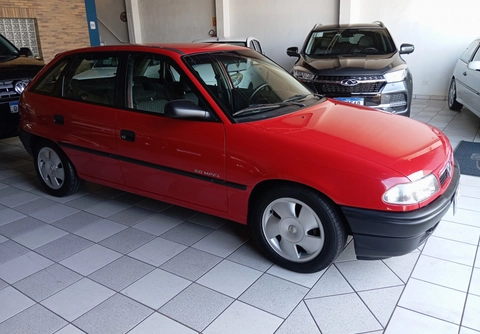 Chevrolet Astra GLS 2.0 MPFI 1995 Vermelho — foto 1 de 3