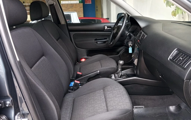 imagem-https://www.socarrao.com.br/sc-vehicle-images-prod/51573/1781362918835-vehicle_image_1761762273_565ede39cefa53fe6cd7f7906bd388bd.jpeg