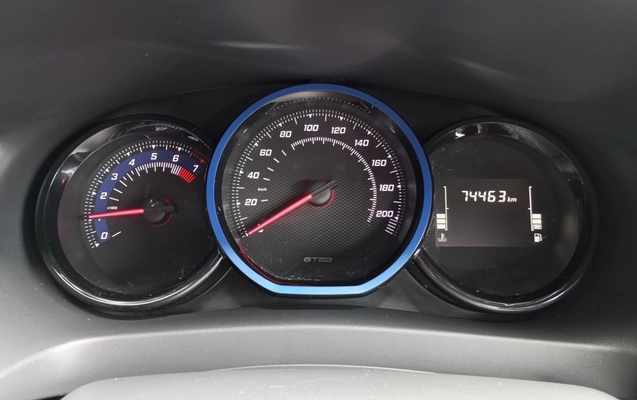 imagem-https://www.socarrao.com.br/sc-vehicle-images-prod/51583/1786130797445-vehicle_image_1769520619_4d8f7b2bb06170924a20b3e422ffd142.jpeg