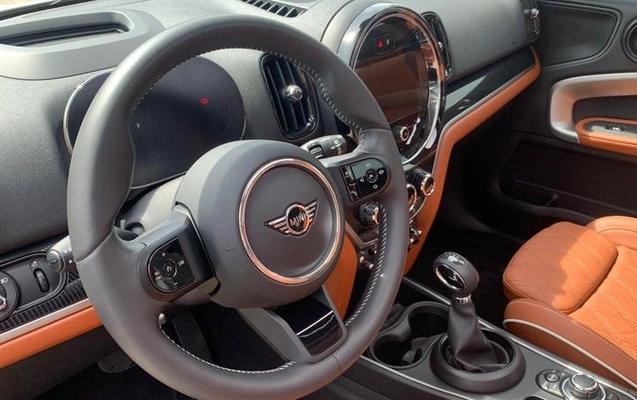 imagem-https://www.socarrao.com.br/sc-vehicle-images-prod/51637/1788449488687-7206143_15_B_7e2ed10e4a.jpeg
