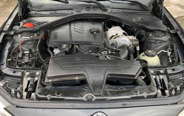 imagem-https://www.socarrao.com.br/sc-vehicle-images-prod/51641/1788449113882-7397789_17_B_75bcb1bf82.jpeg