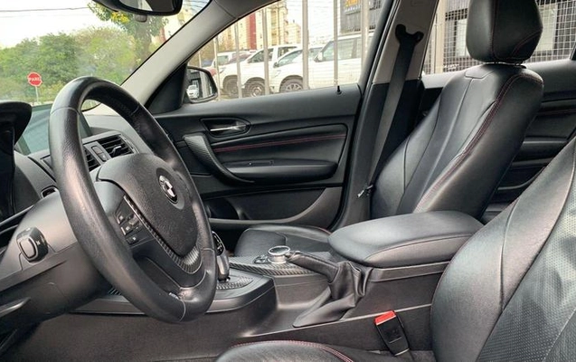 imagem-https://www.socarrao.com.br/sc-vehicle-images-prod/51641/1788449113890-7397789_13_B_837afcdbcf.jpeg