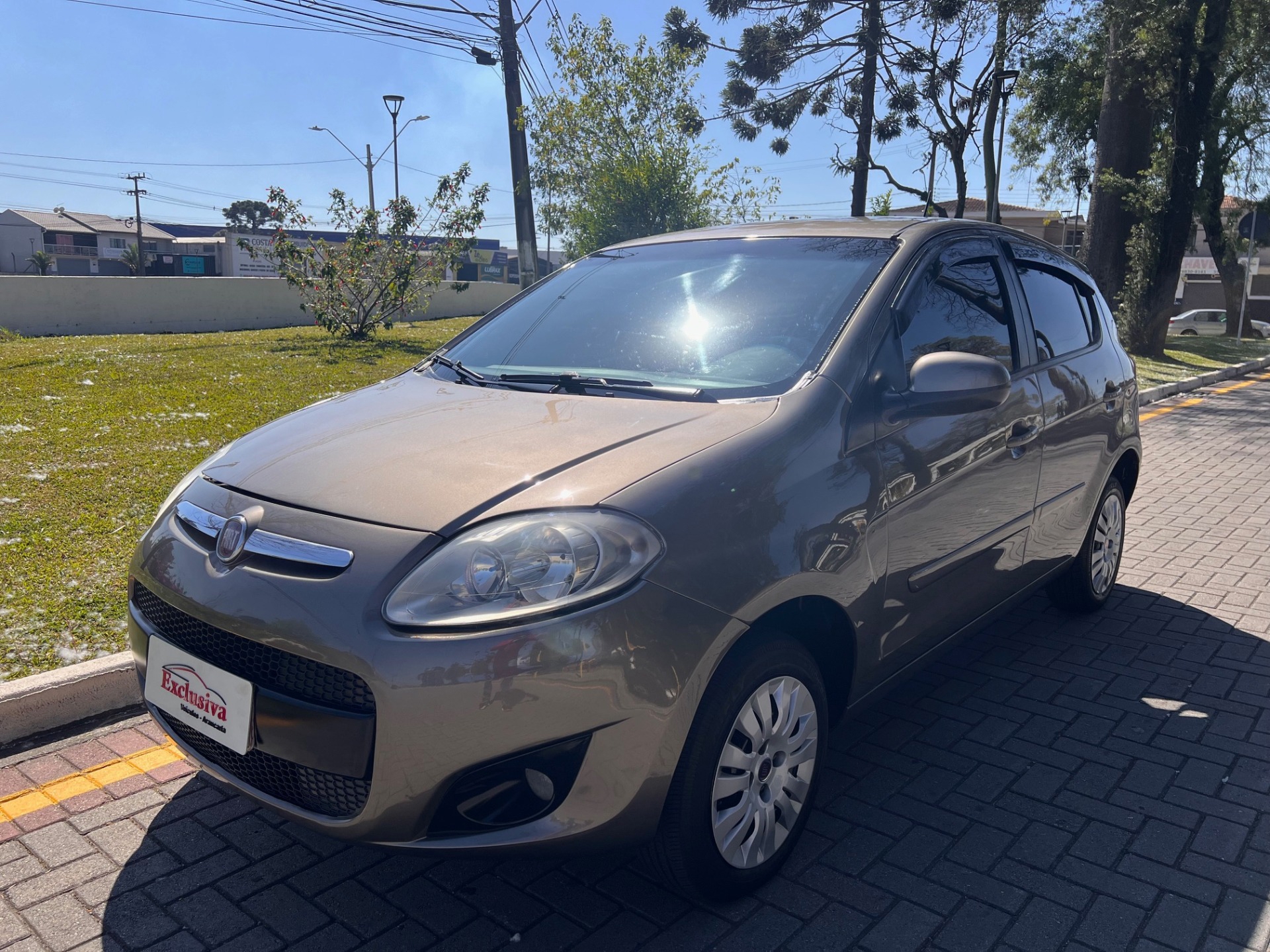 Fiat Palio ATTRACTIVE 1.0 EVO Fire Flex 8v 5p na cor Cinza em Araucária / PR - 51667
