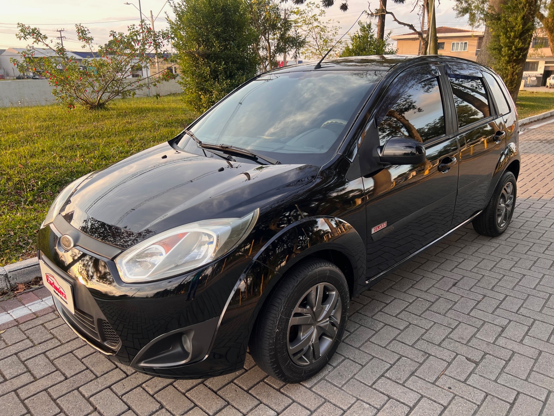 Ford Fiesta 1.0 8V Flex/Class 1.0 8V Flex 5p na cor Preto em Araucária / PR - 51669