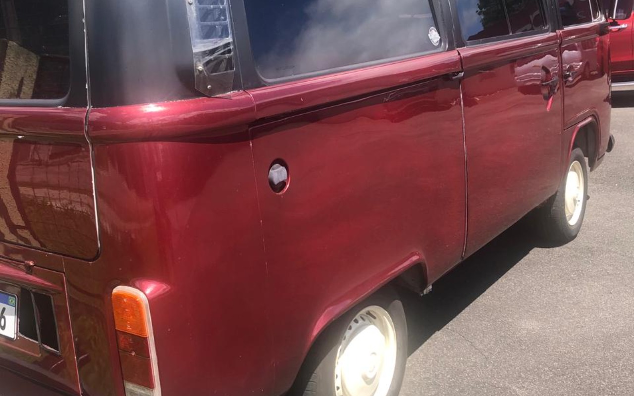 Volkswagen Kombi Standard Luxo Série Prata - foto 2