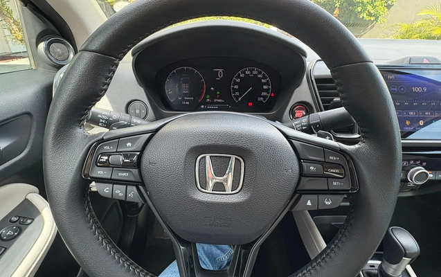 imagem-https://www.socarrao.com.br/sc-vehicle-images-prod/51741/1769989045788-7099906OR_1764704150_47_310.jpg