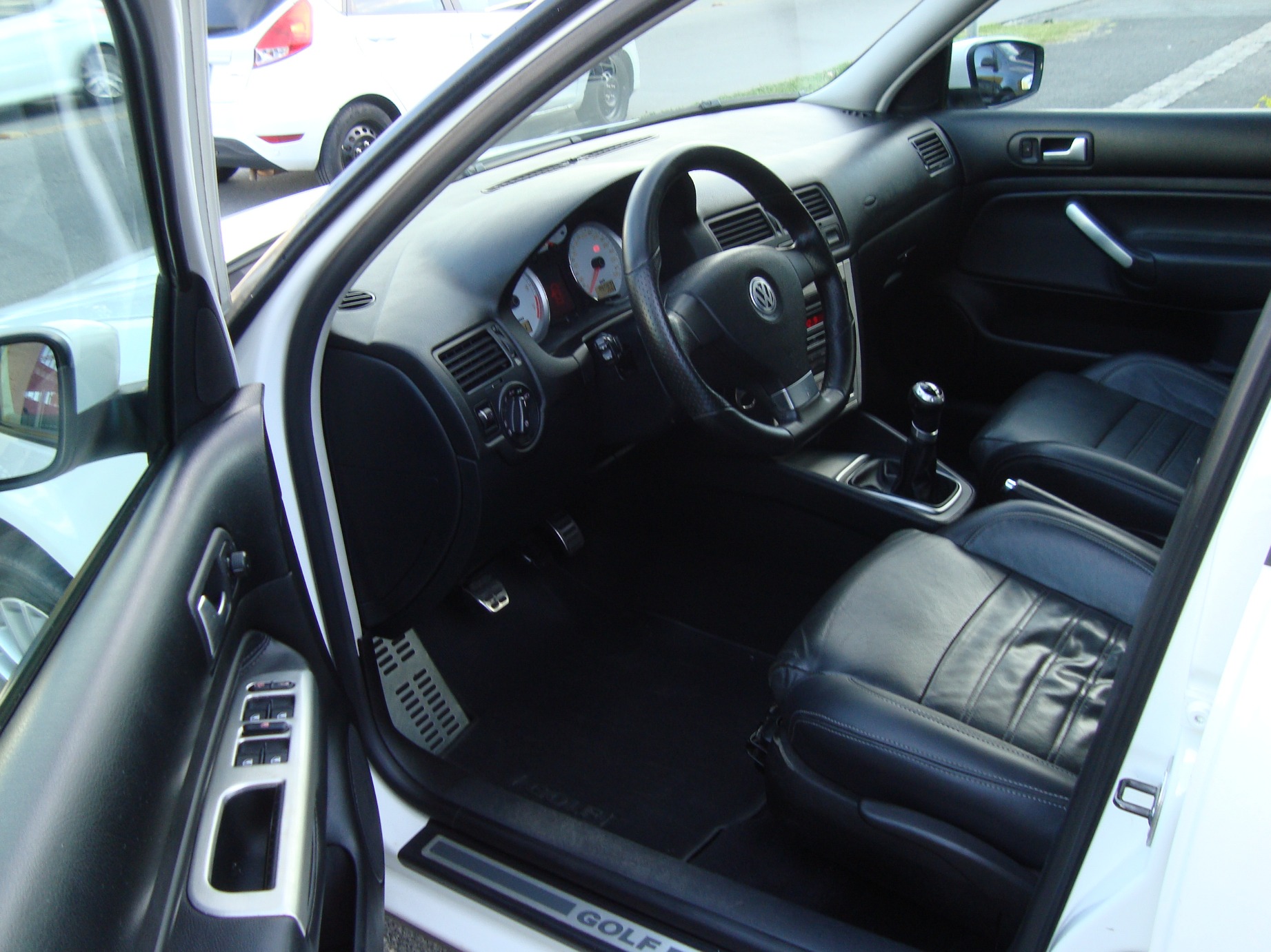 imagem-https://www.socarrao.com.br/sc-vehicle-images-prod/51750/1769989044588-6431614OR_1739456236_80_550.jpg