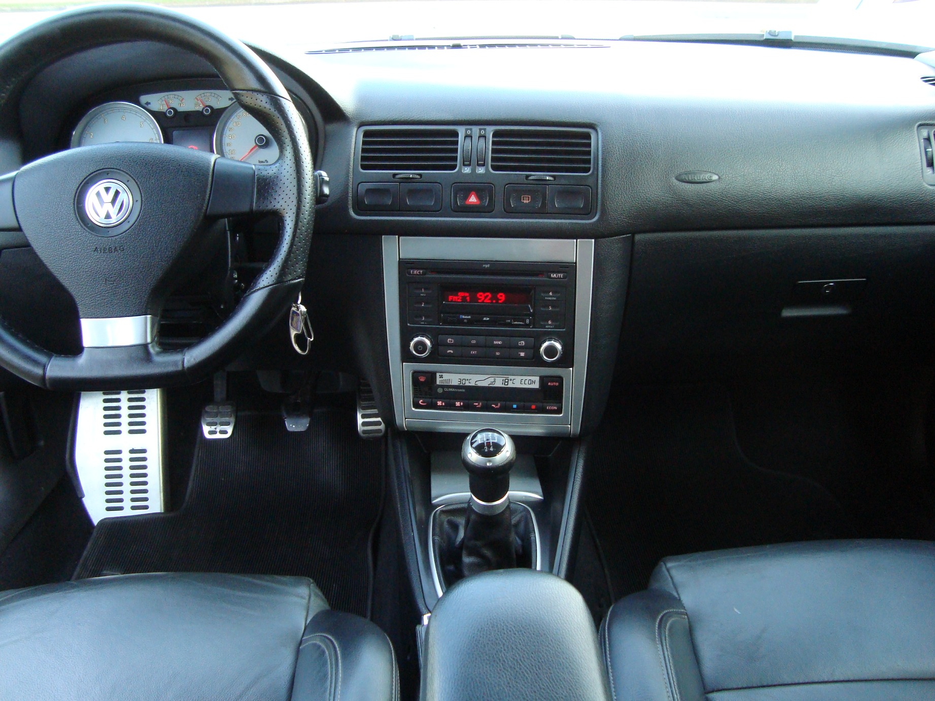 imagem-https://www.socarrao.com.br/sc-vehicle-images-prod/51750/1769989044588-6431614OR_1739456242_75_700.jpg