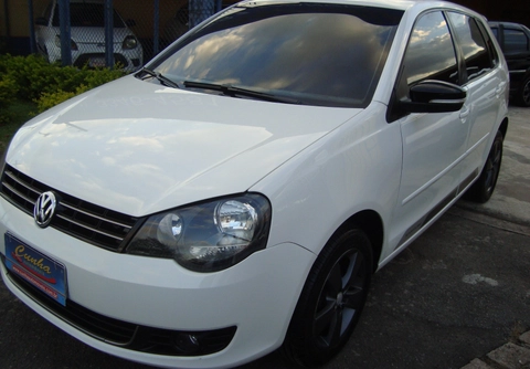 Volkswagen Polo 2014 Branco — foto 1 de 3