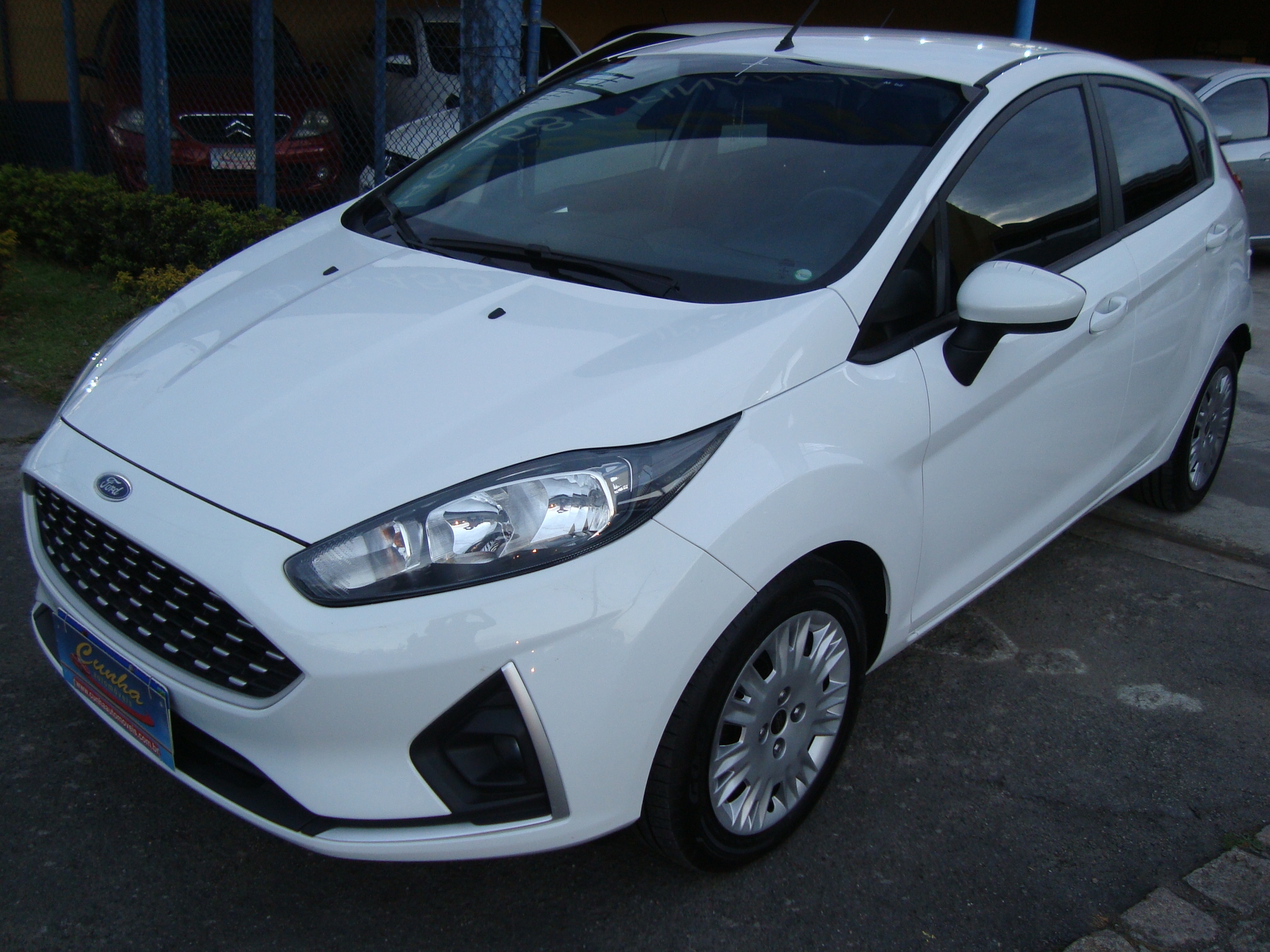 Ford Fiesta 2019 Branco — foto 1 de 3