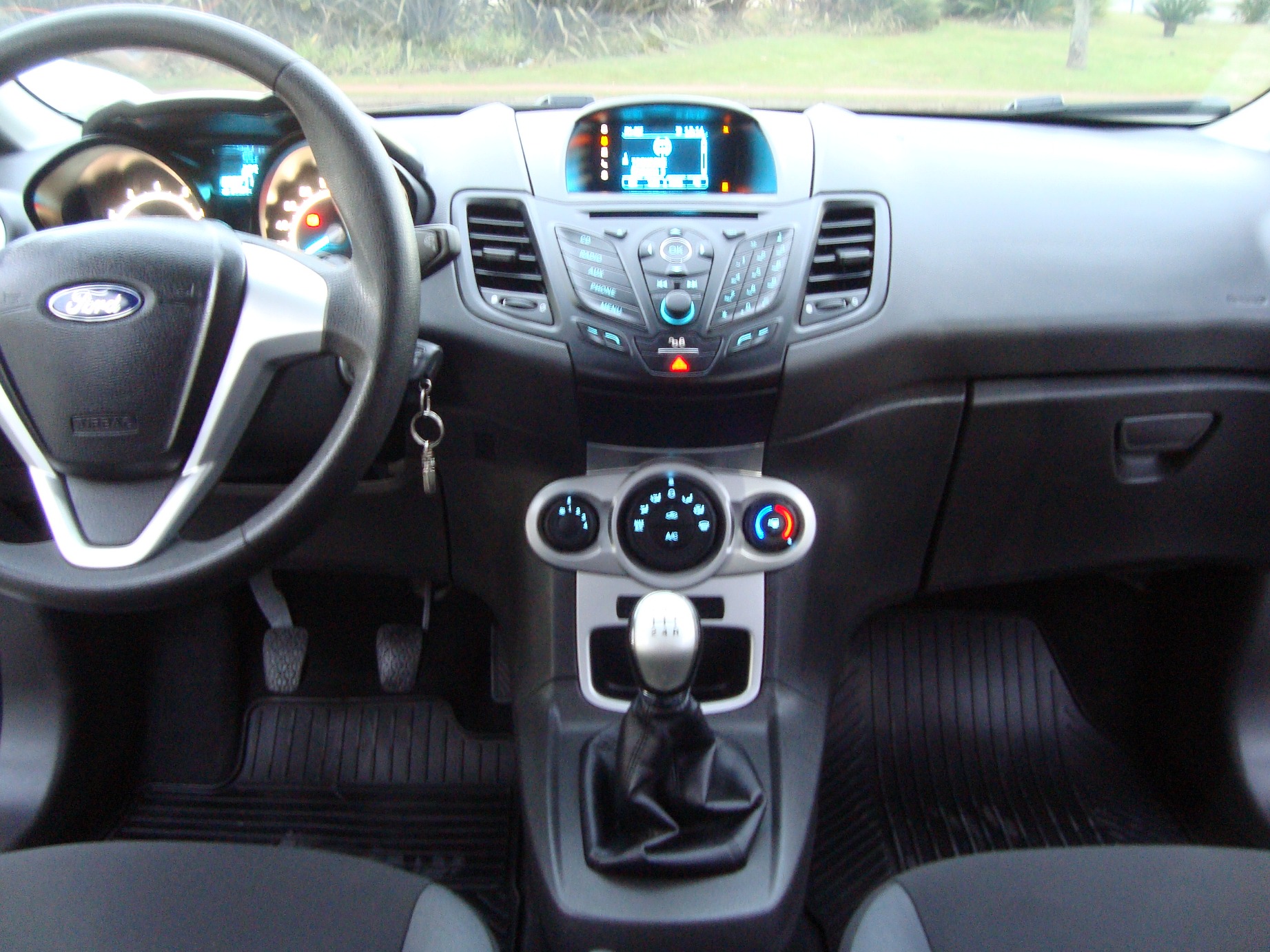 imagem-https://www.socarrao.com.br/sc-vehicle-images-prod/51752/1769989045081-6707379OR_1752787531_63_310.jpg