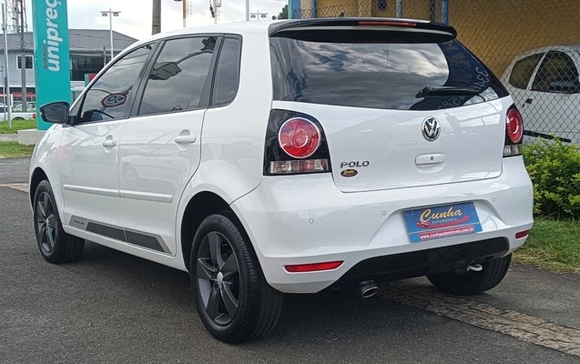 imagem-https://www.socarrao.com.br/sc-vehicle-images-prod/51754/1787169143876-SU1HXzIwMjUwNDA5XzE2MjMzNn4yLmpwZw.jpg