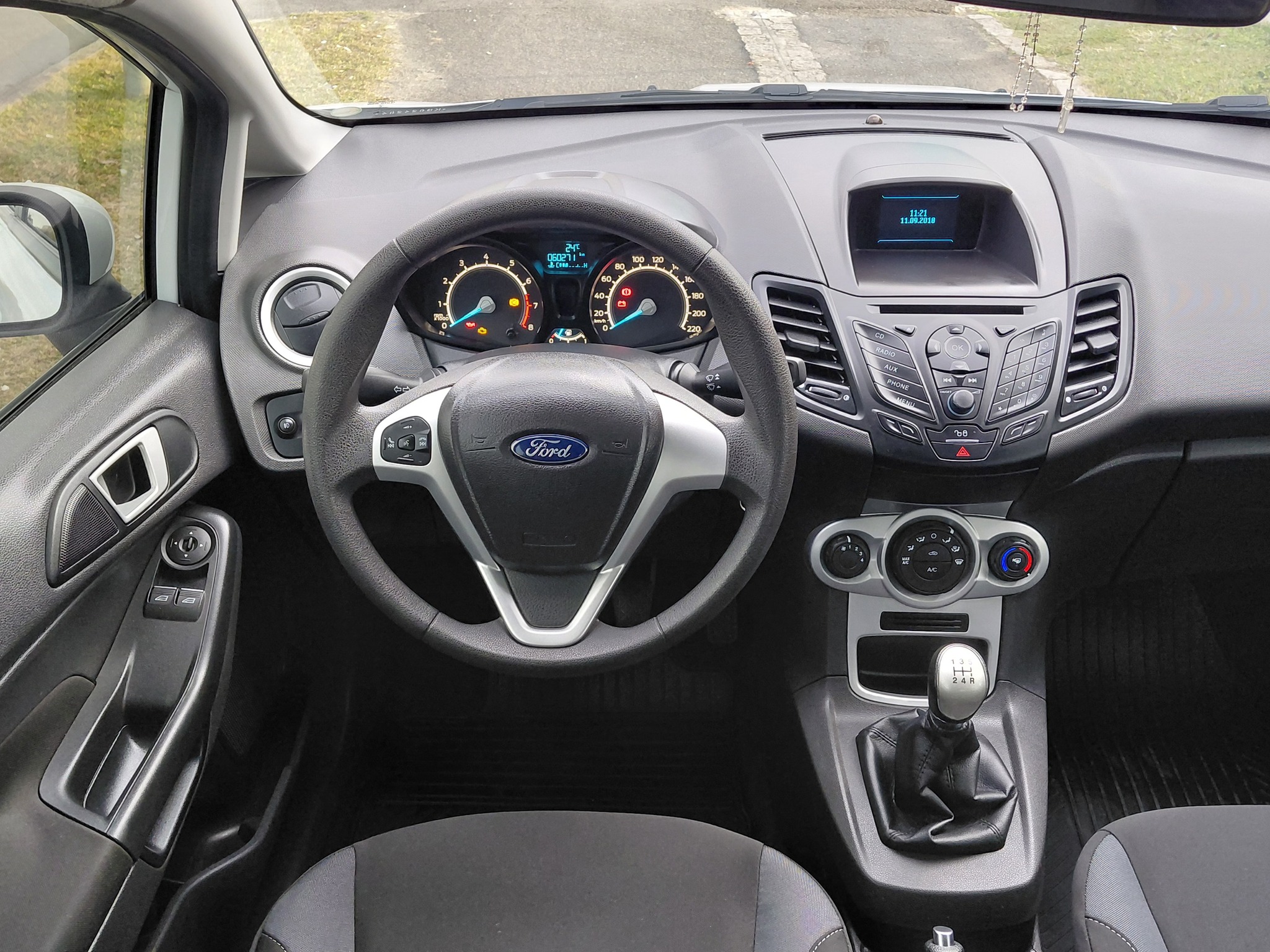 imagem-https://www.socarrao.com.br/sc-vehicle-images-prod/51755/1769989045743-6797757OR_1753281022_32_120.jpg