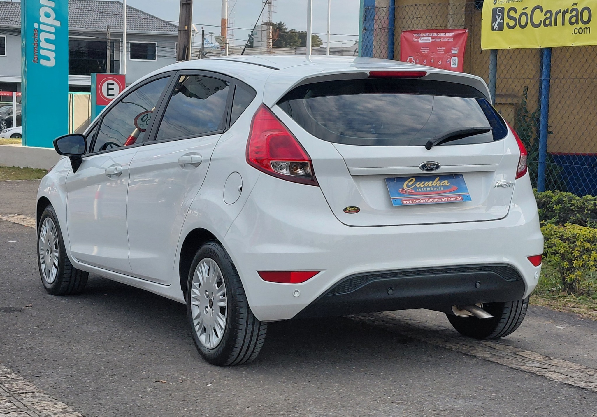 imagem-https://www.socarrao.com.br/sc-vehicle-images-prod/51755/1769989045743-6797757OR_1753281034_43_250.jpg