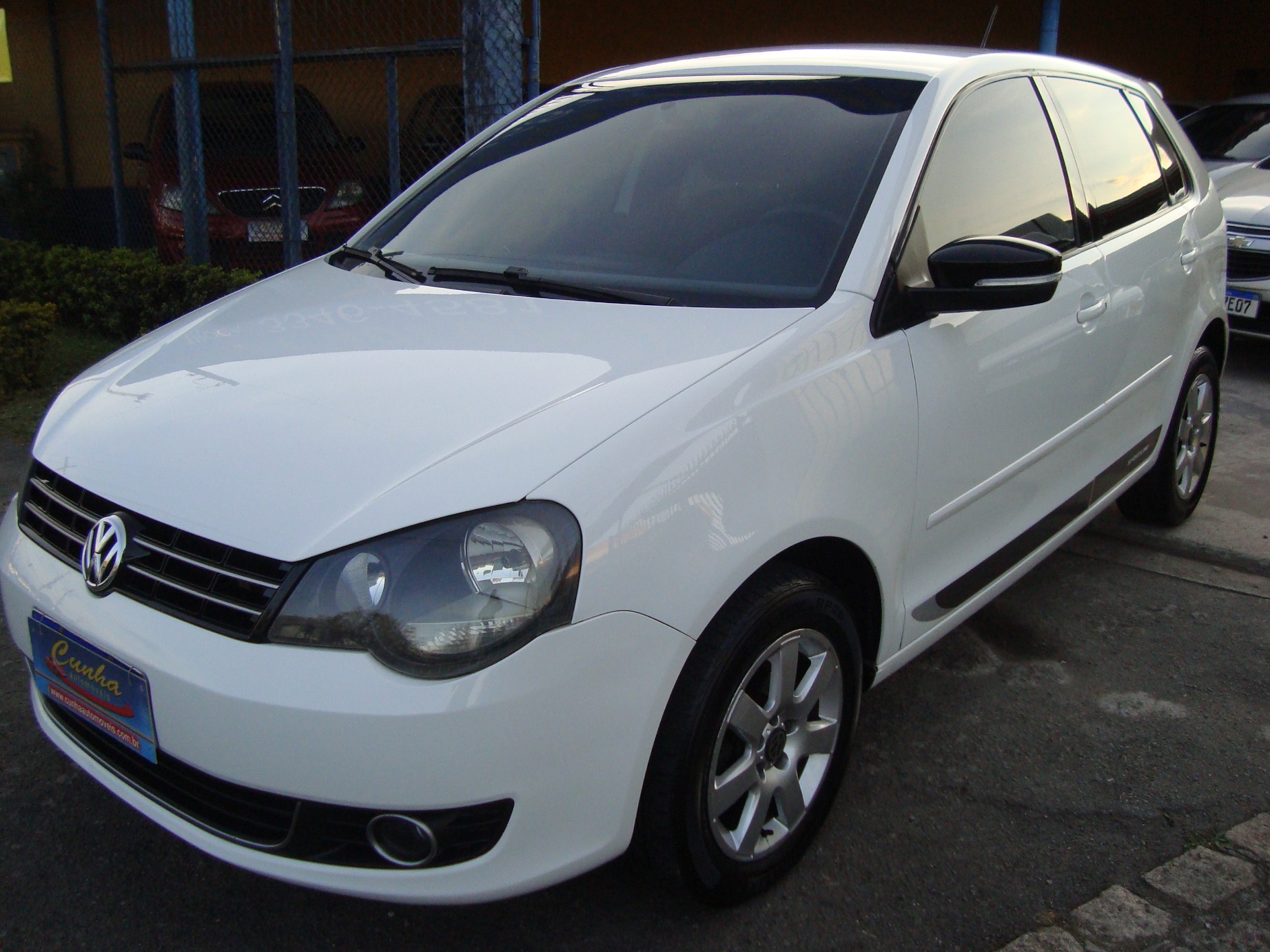 Volkswagen Polo 2013 Branco — foto 1 de 3
