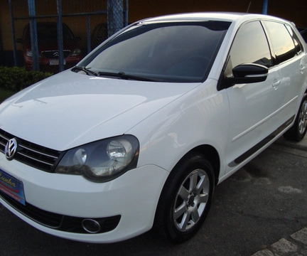 Volkswagen Polo 2013 Branco — foto 1 de 3