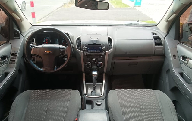 imagem-https://www.socarrao.com.br/sc-vehicle-images-prod/51760/1769989046990-7082818OR_1764011875_8_550.jpg