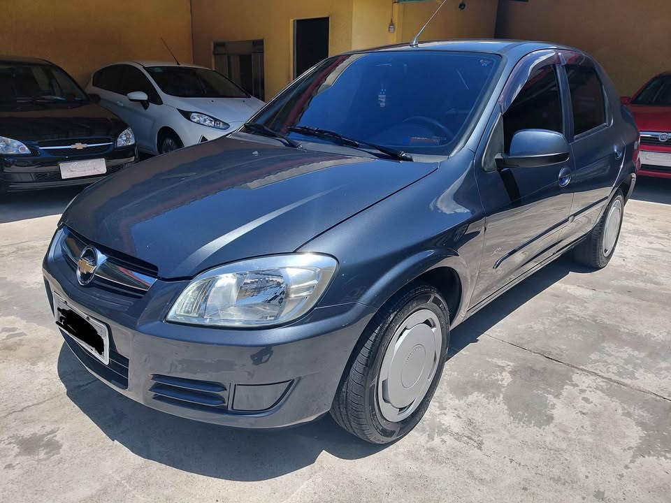 Chevrolet Prisma Sed. Joy 1.4 8V ECONOFLEX 4p na cor Cinza em Curitiba / PR - 51772
