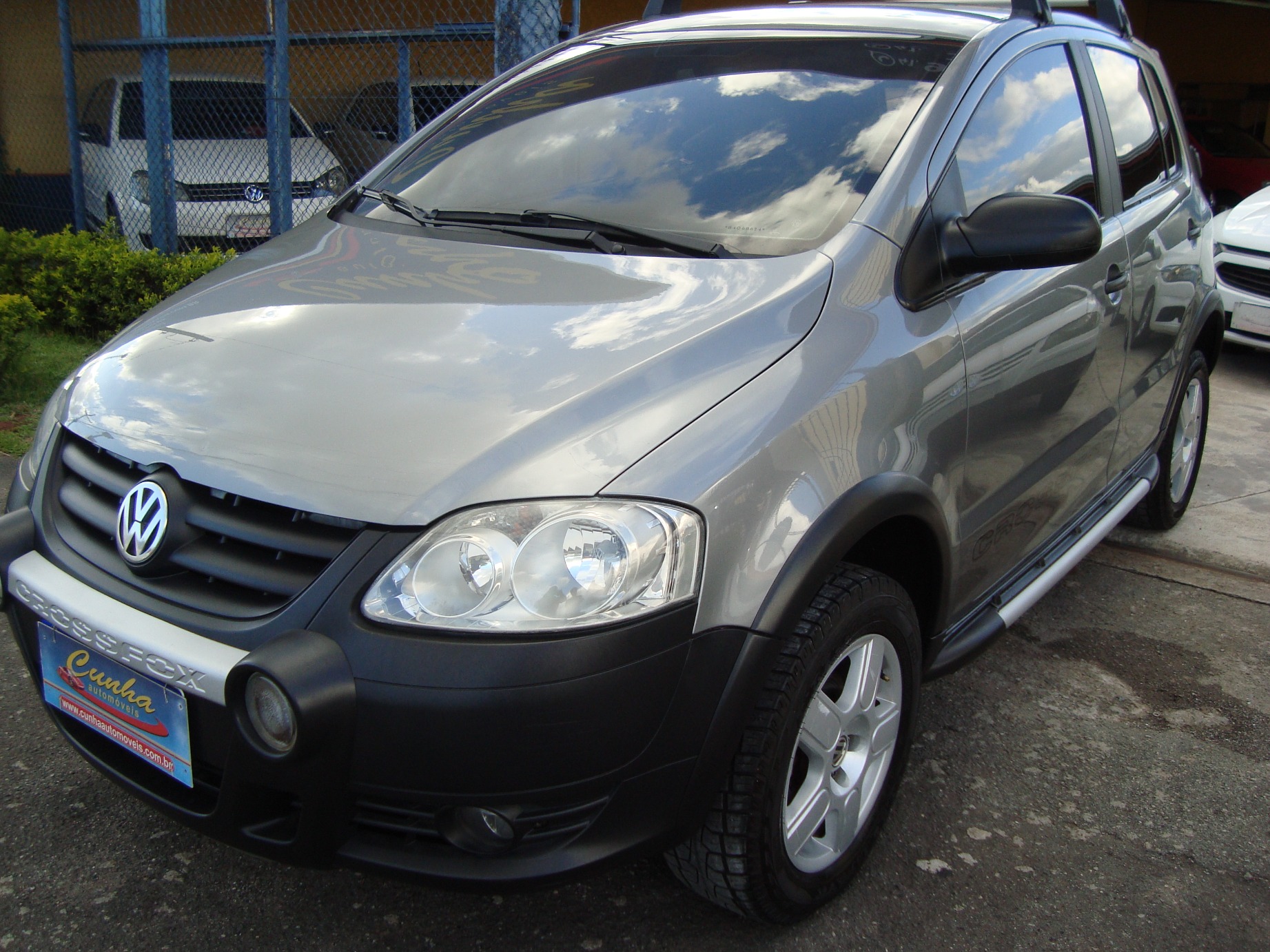 Volkswagen Crossfox 2008 Cinza — foto 1 de 3