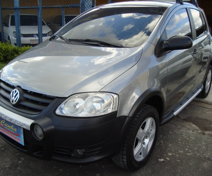 Volkswagen Crossfox 2008 Cinza — foto 1 de 3