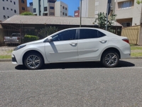 Toyota Corolla 2018 Branco — foto 1 de 3