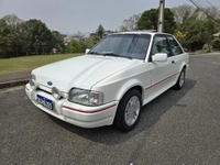 Ford Escort 1991 Branco — foto 1 de 3