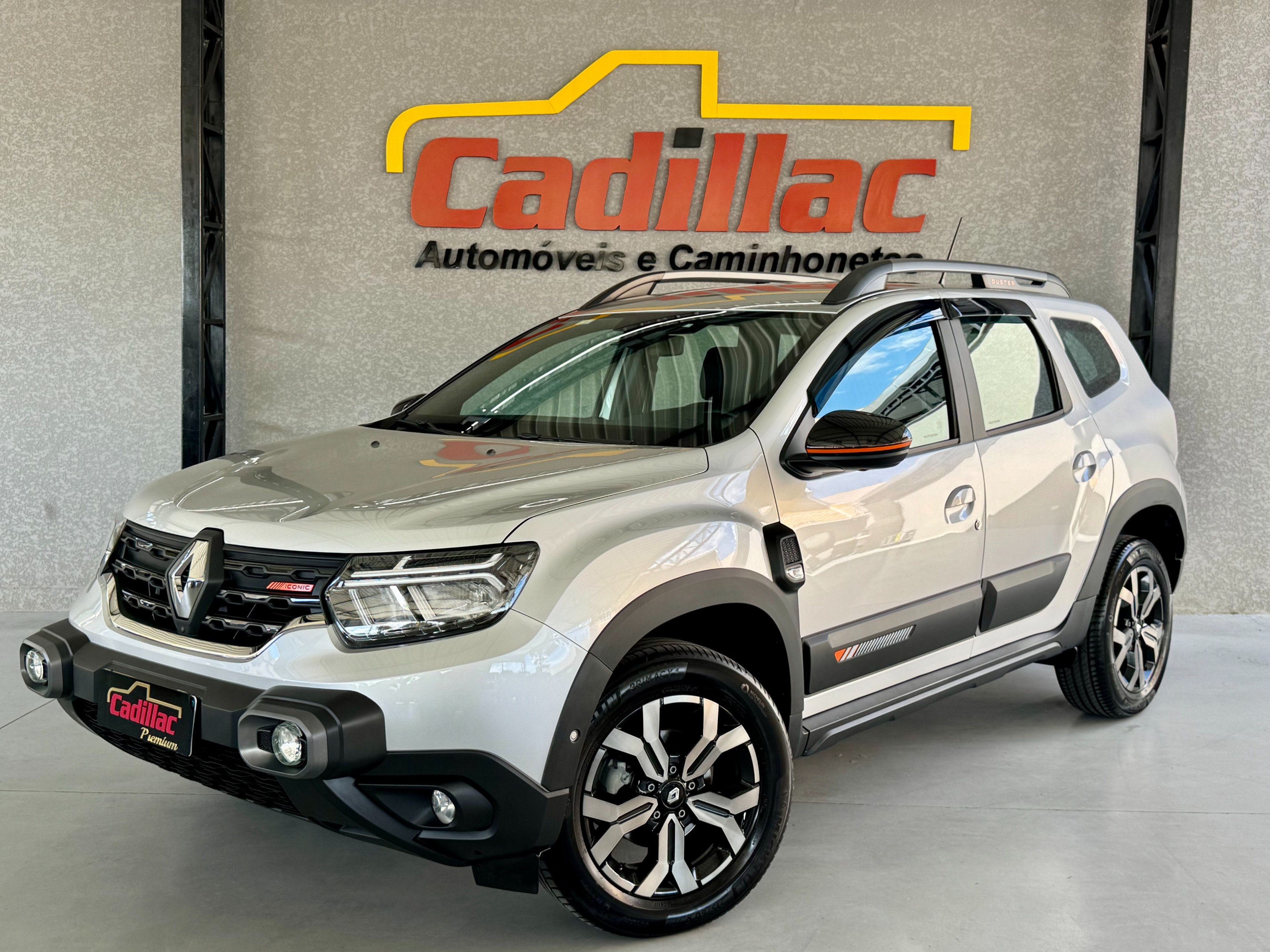 Renault Duster Iconic Plus 1.3 TB 16V Flex Aut. na cor Cinza em Curitiba / PR - 51877