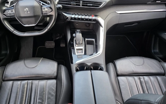 imagem-https://www.socarrao.com.br/sc-vehicle-images-prod/51886/1790002901106-OxnkwyTxA81zG3Snt3QxPPDTUUXSdIba.jpg