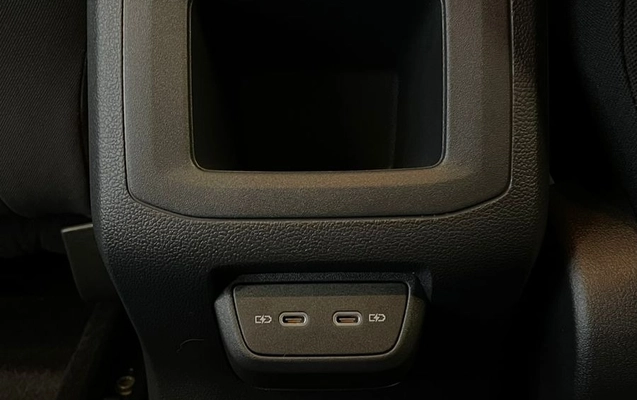 imagem-https://www.socarrao.com.br/sc-vehicle-images-prod/51922/1769989048584-6076838OR_1723128318_53_780.jpg