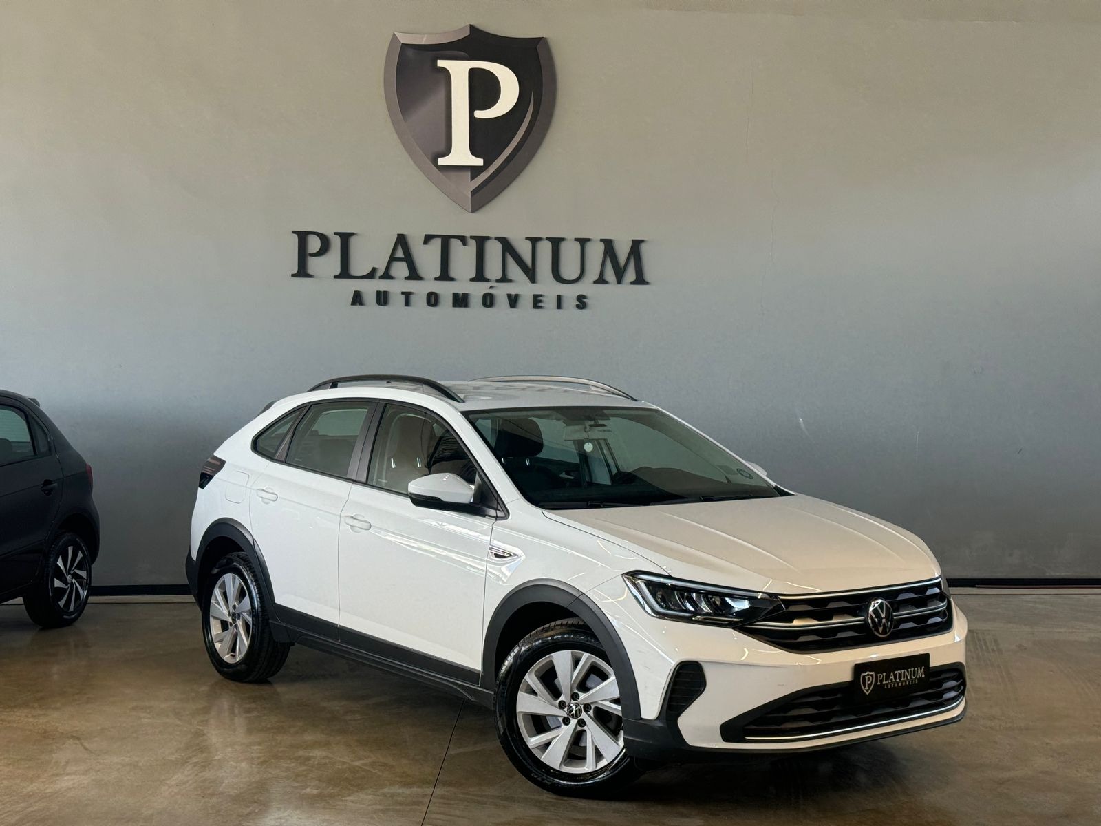 Volkswagen Nivus 2023 Branco — foto 1 de 3