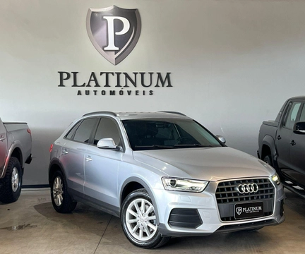 Audi Q3 2018 Prata — foto 1 de 3
