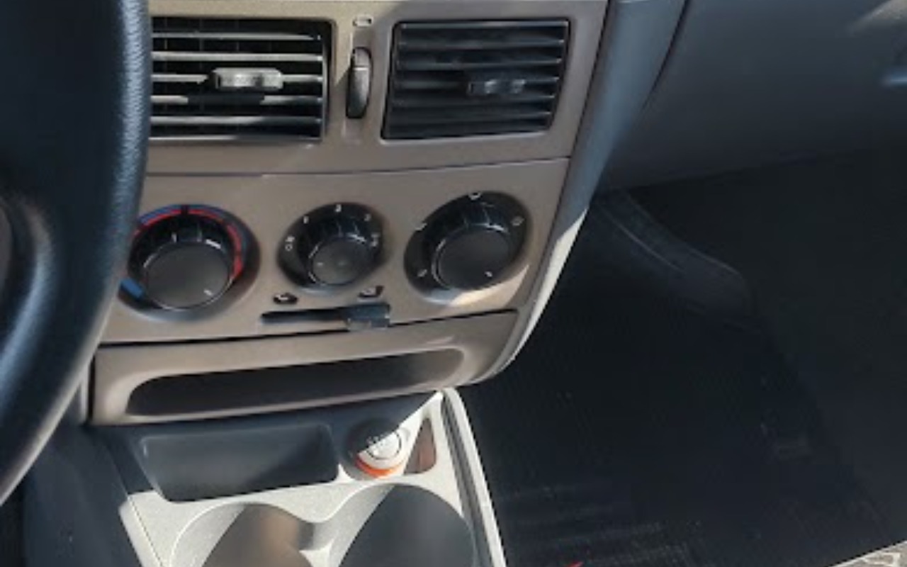imagem-https://www.socarrao.com.br/sc-vehicle-images-prod/51996/1778772957010-SU1HXzIwMjYwNTE0XzEwNTI1OTQzNF9IRFIuanBn.jpg