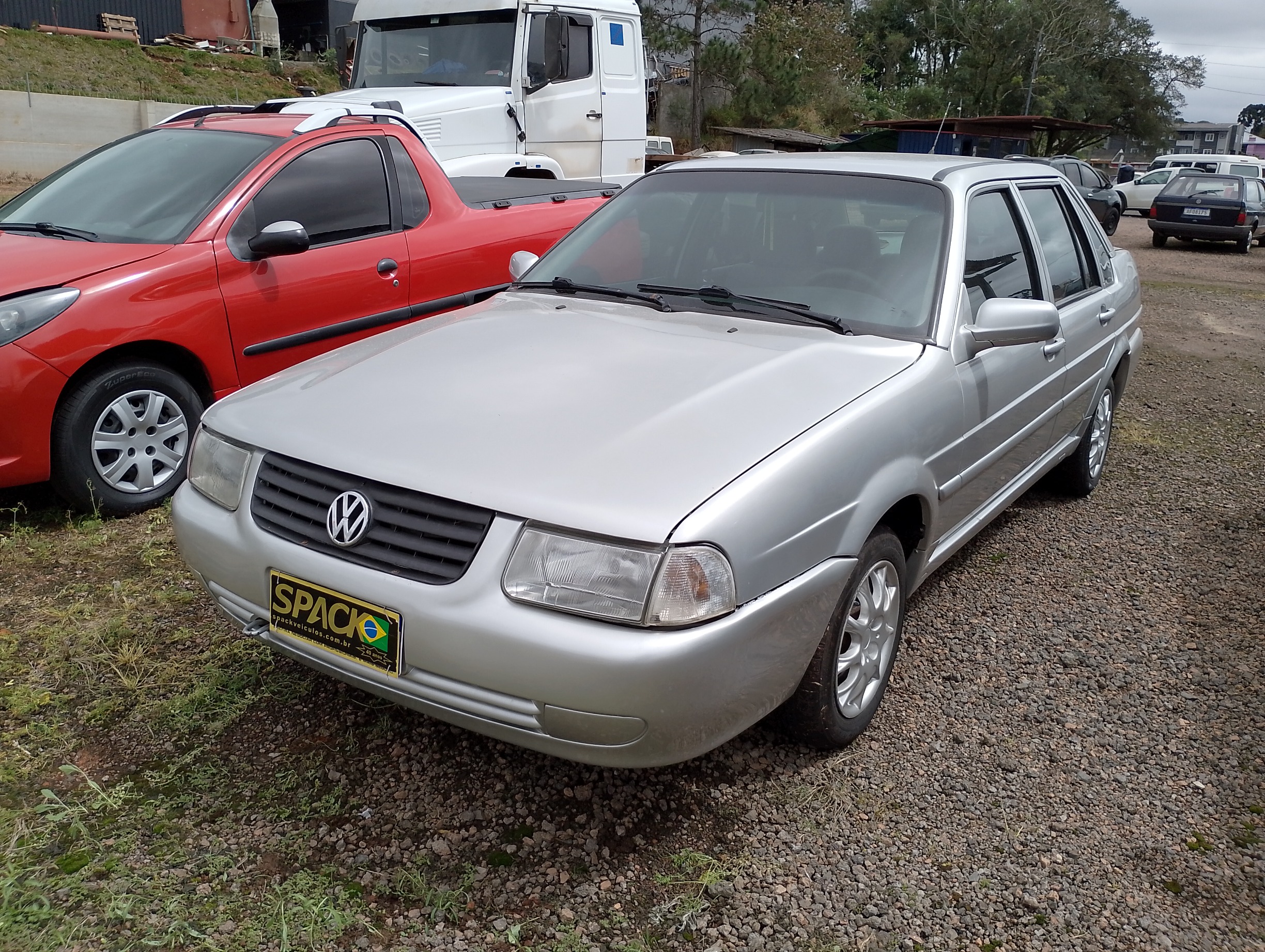 Volkswagen Santana 1.8 Mi na cor Cinza em Campo Largo / PR - 52000