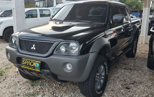 imagem-https://www.socarrao.com.br/sc-vehicle-images-prod/52009/1775663539511-SU1HXzIwMjYwNDA3XzE3MTgwNzQzNV9IRFIuanBn.jpg