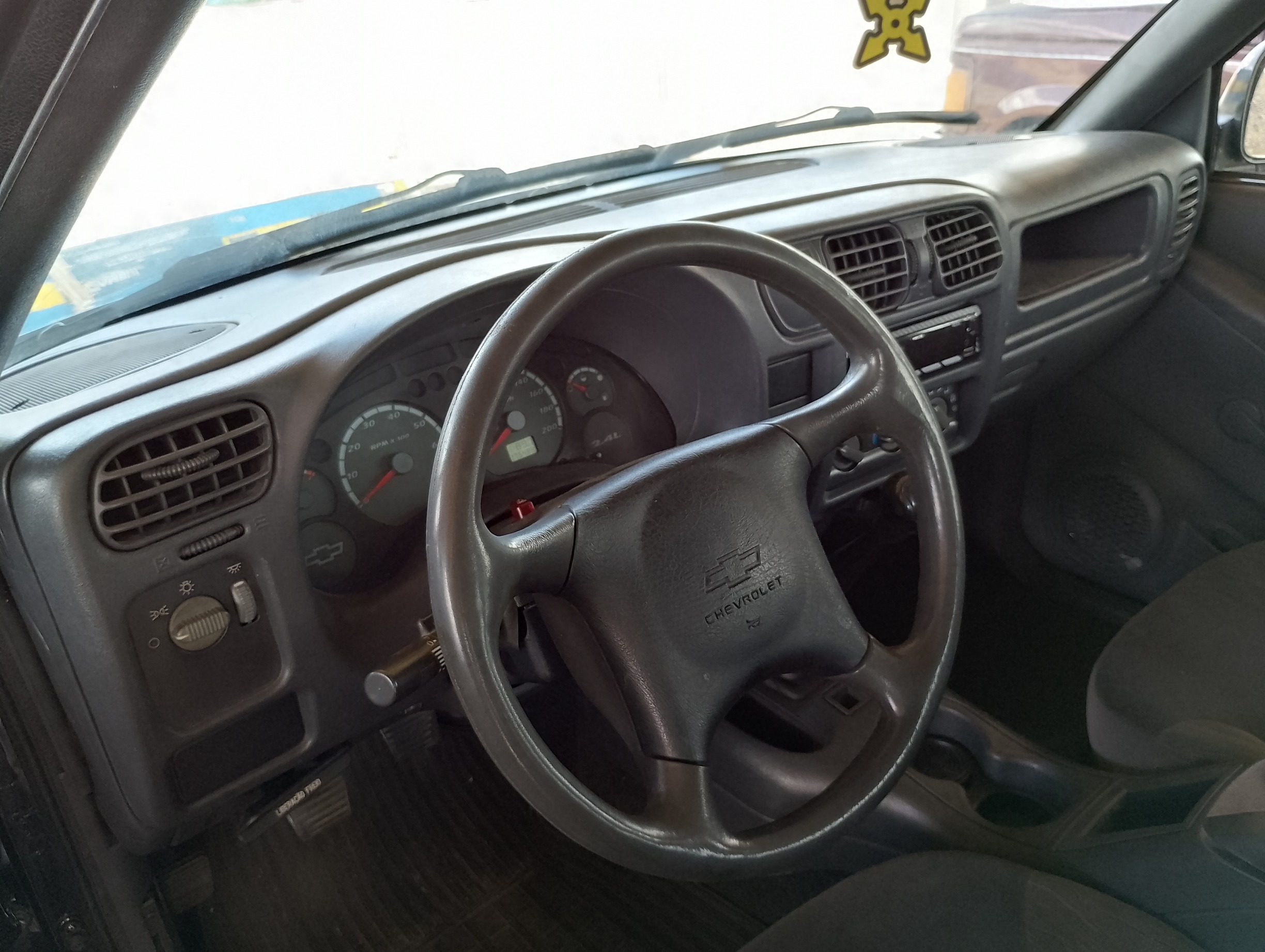 imagem-https://www.socarrao.com.br/sc-vehicle-images-prod/52011/1769989054485-6444437OR_1737818921_69_860.jpg