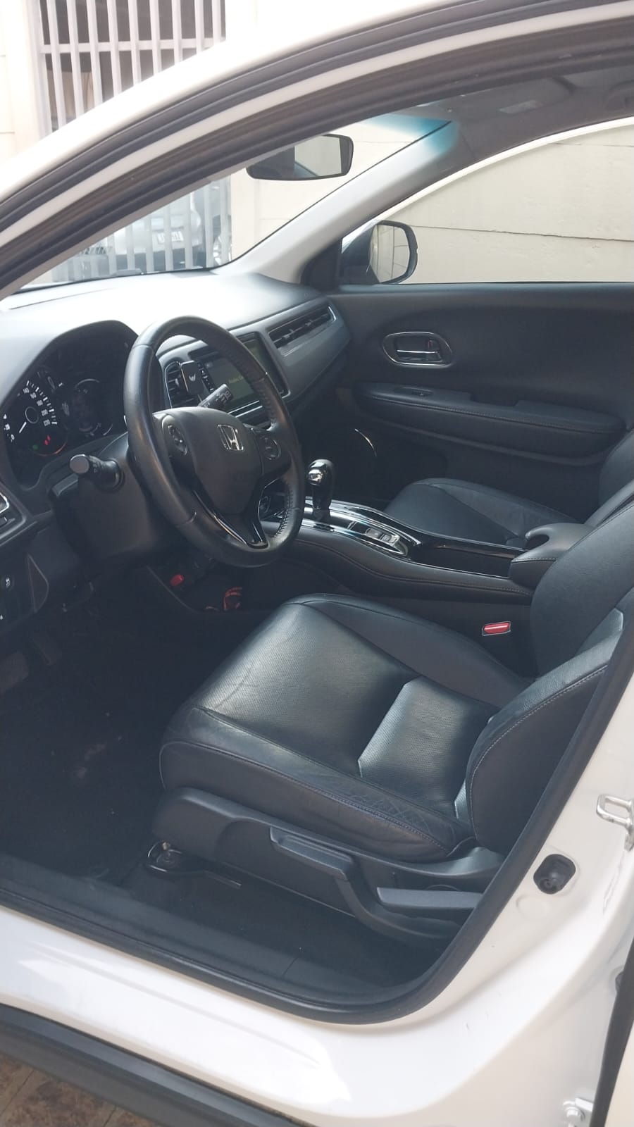 imagem-https://www.socarrao.com.br/sc-vehicle-images-prod/52019/1769989056451-6584584OR_1744058105_79_750.jpg