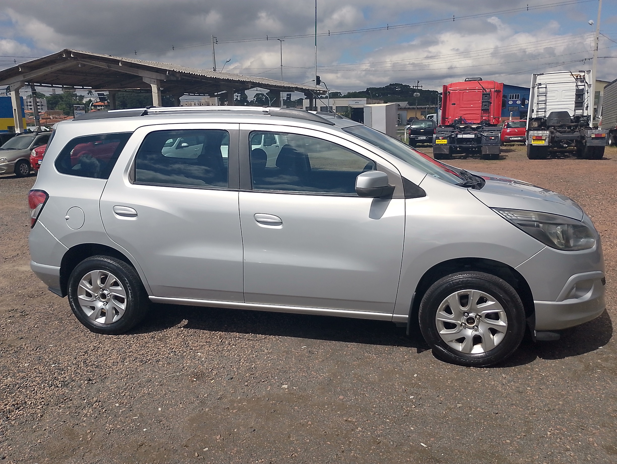 Chevrolet Spin LTZ 1.8 8V Econo.flex 5P Mec. - foto 2