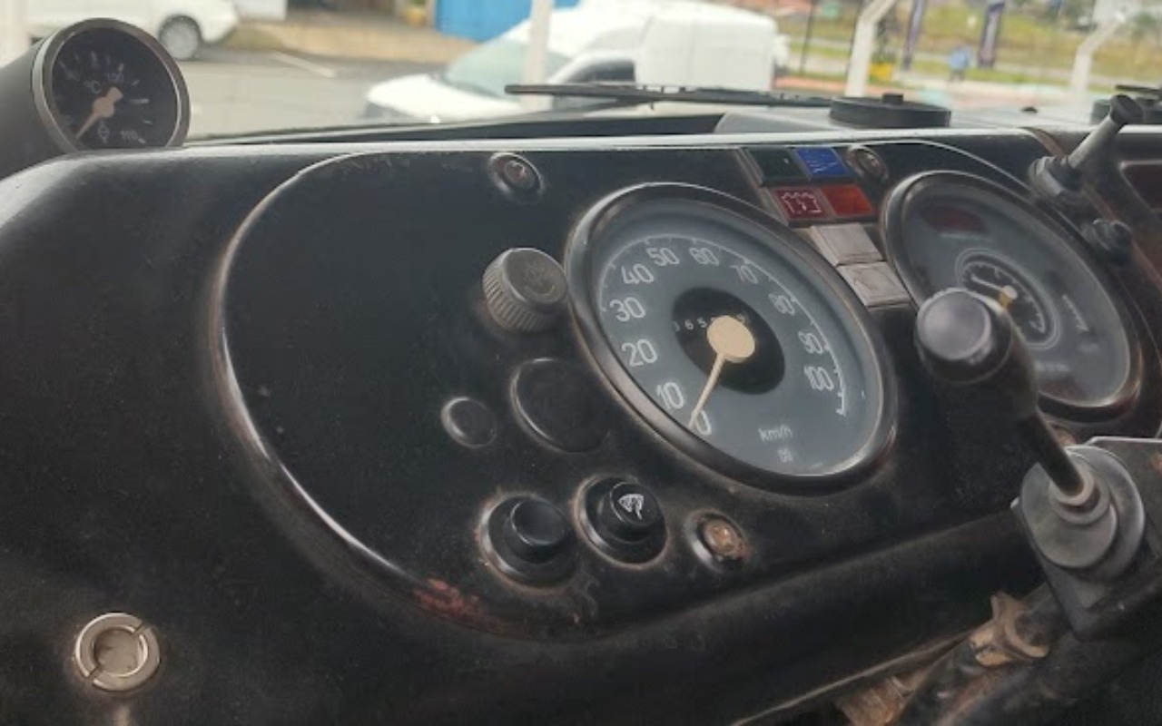 imagem-https://www.socarrao.com.br/sc-vehicle-images-prod/52040/1779136775515-SU1HXzIwMjYwNTE4XzE2MjY1MTQyNl9IRFIuanBn.jpg